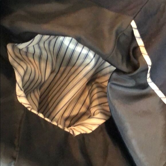 American Eagle navy blazer with black trim size M - Picture 7 of 7